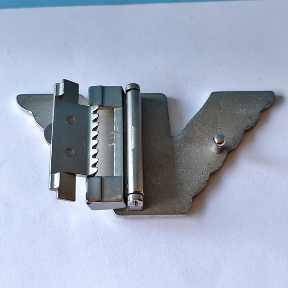 Emporio Armani Black and Silver Logo Belt Buckle - Picture 2 of 8